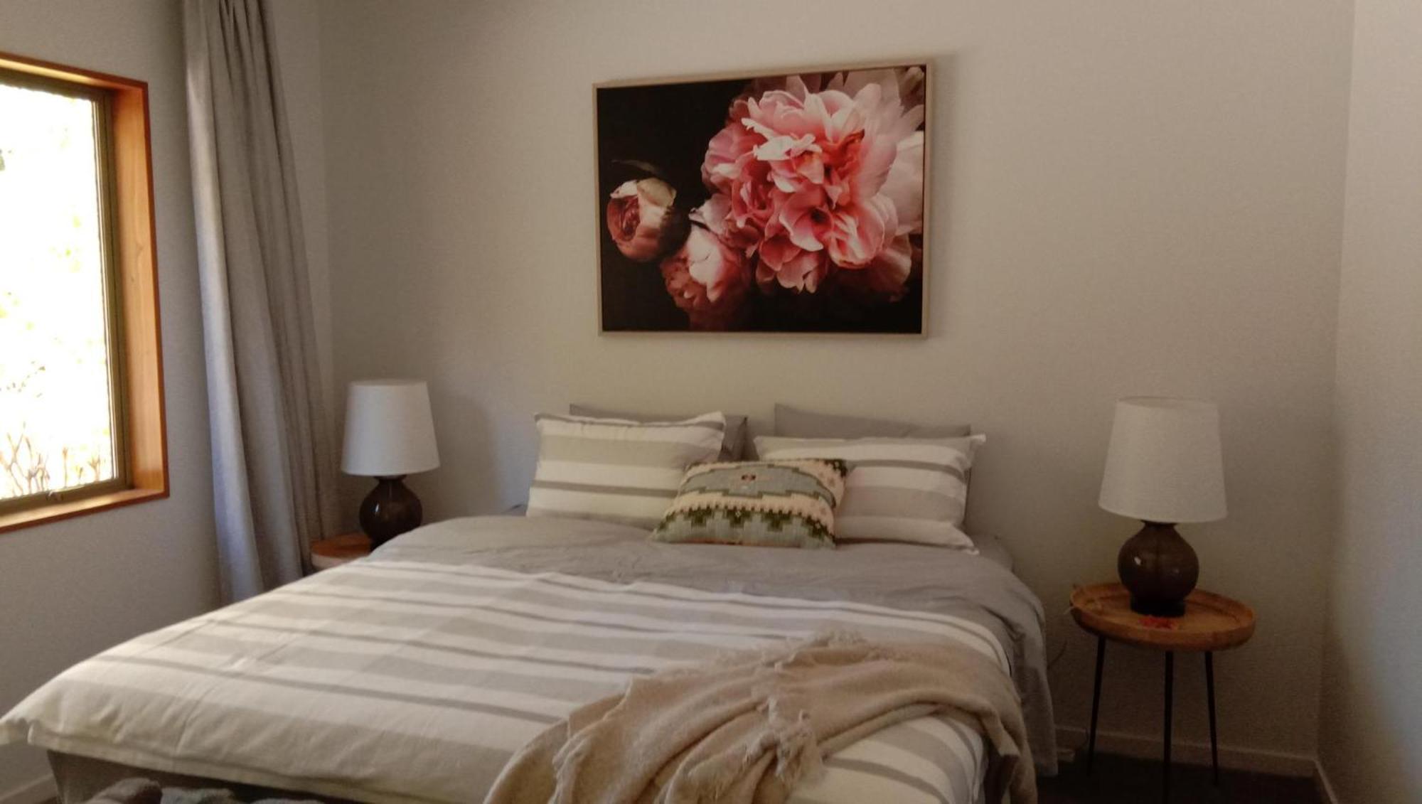 Rose & Stream Retreat Διαμέρισμα Waikuku Δωμάτιο φωτογραφία
